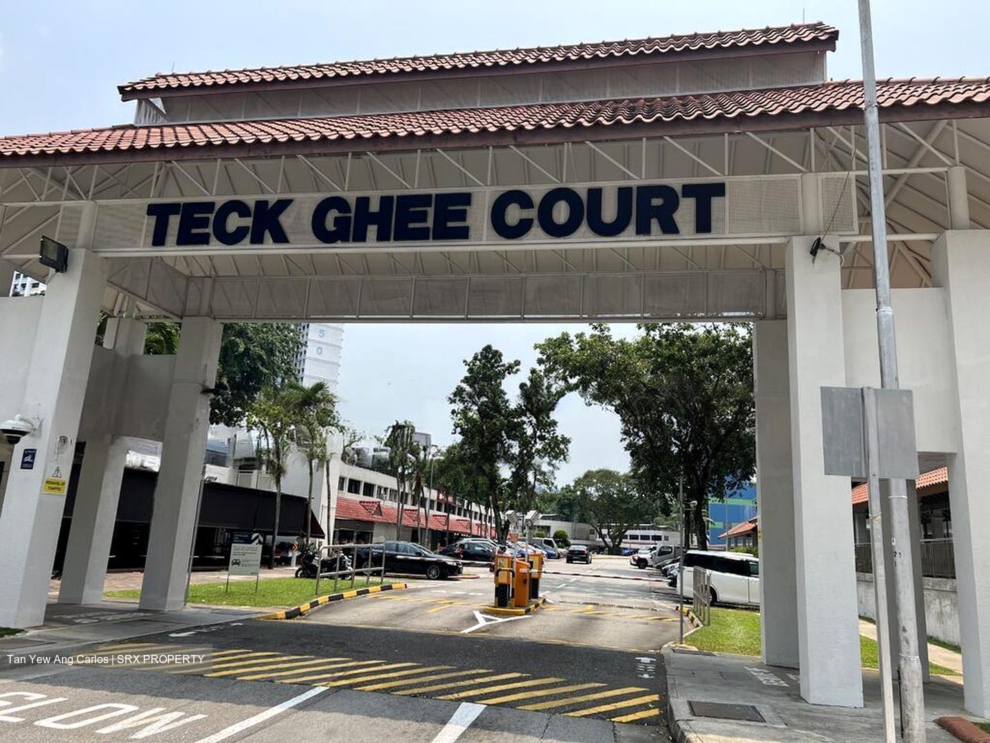 Ang Mo Kio Avenue 1 (D20), Shop House #506133861